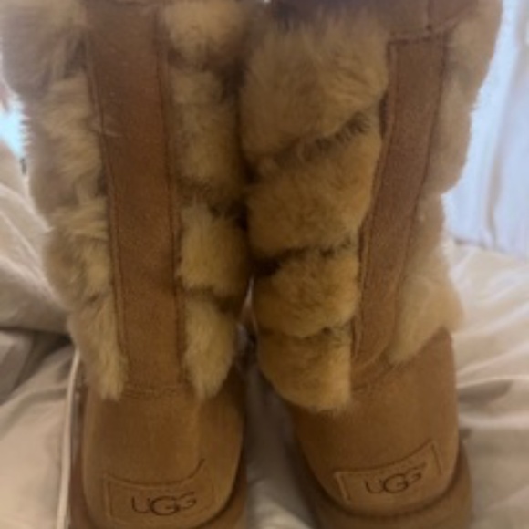 UGG Tania boots with genuine sherpa & chevron stripe detail Fits 6-7 - Picture 5 of 5